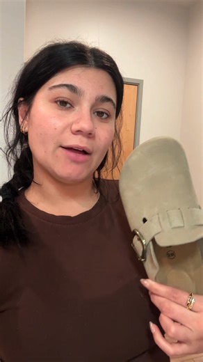 Watch cutest affordable clogs! on Amazon Live