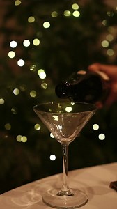 36 reactions | Cheers to you! Join us for our Riedel Sensory Champagne Tasting on December 6 and add a little sparkle to the season. Register now: https://www.winterthur.org/calendar/riedel-sensory-champagne/ #WinterthurMuse #Yuletide #Holidays #Christmas #ChristmasDecor #Museum #HistoricHouses #Garden #VisitWilm #InWilm #Delaware #WilmingtonDE #Philly #Philadelphia #BrandywineValley | Winterthur Museum, Garden & Library | Facebook