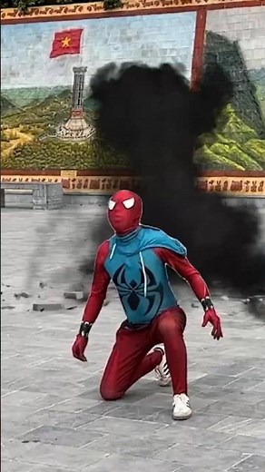 Spider-Man Superhero vs Alien Invasion