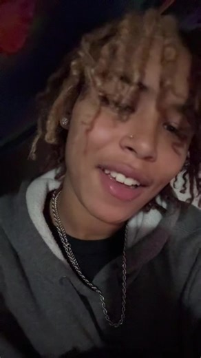 No shirt no blouse! #viral #zee💕 #wlw #fypシ