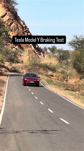 Tesla Model Y Braking Test 🤯