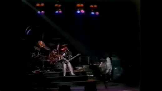 QUEEN - STONE COLD CRAZY (In Concert) | I love Queen forever