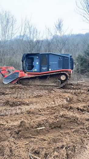 8.8K views · 84 reactions | Raptor 800 , 640hp..Powerhouse in the Tennessee mud! | Tennessee Valley Equipment | Facebook