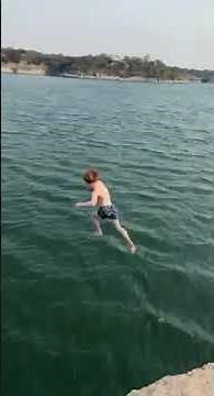Guy Faceplants Into Water While Jumping Off Cliff - 1342768