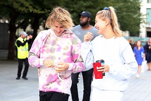 Hillsong Pastor Carl Lentz Officiates Justin and Hailey Bieber’s Wedding [PHOTOS]