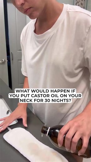 This is what happens… Here’s what you’d notice when you put organic castor oil on your neck consistently for a full month: 🔥 Thyroid tension starts to calm down 💛 The area feels less swollen and puffy 🌿 Lymph nodes drain better and inflammation goes down 💨 Energy feels more steady throughout the day ✨ Skin on the neck looks smoother and more hydrated 🧘🏻‍♀️ Sleep improves because the neck finally relaxes at night ❌ No extra hair growth Castor oil’s ricinoleic acid helps reduce inflammation,