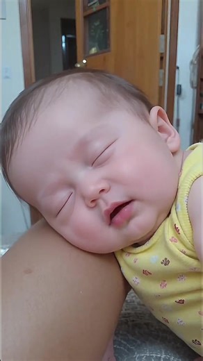 Baby say mama in his dreams for the first time#sweetwords #babyfirstwords #babylovers #viralvideo #fypシ