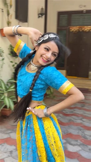 Dancing on the iconic “Tu Tu Tu Tara” 🎶 !!! #bhumikatiwari #ytshortsindia