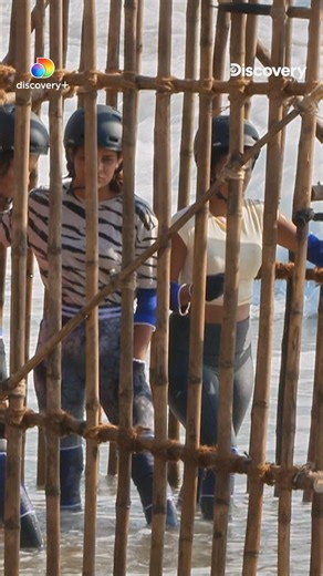 Prachi, you truly are the Rani of Nature, now and forever! Dekhiye Reality Ranis of the Jungle Season 2, Mon-Fri at 9:30 PM, on #DiscoveryChannelIndia and discovery Presented by Lakme Co-Powered by Policybazaar and Thums Up #RealityRanisOfTheJungle #RealityDrama #DiscoveryChannel #DiscoveryPlusIn | Discovery Channel India