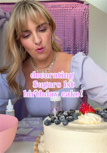 Creative Ideas for a 1st Birthday Cake Decoration