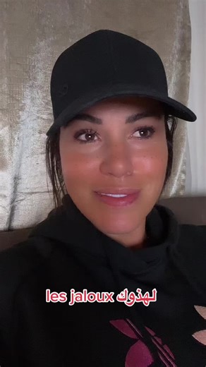 Understanding Jealousy: Insights and Gestures Explained