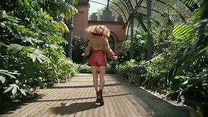 1.2K views · 65 reactions | Bringing to you the all new #AvonTrue Color Velvet Luminosity Metallic Matte Lipstick that will give you the ultimate shiny matte finish. Now glow at every occasion with these colorful metallic lipsticks. . #Avon #AvonIndia #MetallicMatte #MatteMania #Lipstick | Avon | Facebook