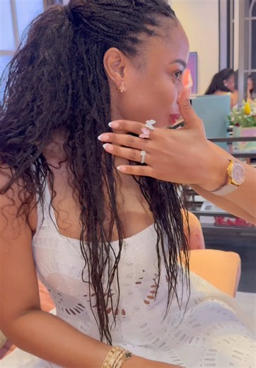 Unboxing the Beautiful Van Cleef & Arpels Butterflies