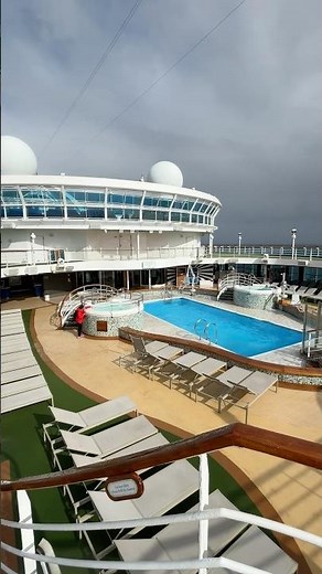 Inside exclusive tour of the Ruby Princess ship #subscribe #cruisetour