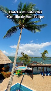 ¡Río Dulce, el lugar perfecto para conectar con la naturaleza y relajarte en familia! 🌿🏞️ A solo minutos del Castillo de San Felipe, disfruta de habitaciones cómodas, muelles para explorar en lancha y el delicioso restaurante Cocodrilo Creek. ¡Vive la experiencia única en Mansión del Río! | Hotel Mansión del Río