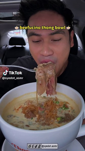 Beefucino: Spicy Mukbang at Thong Bowl