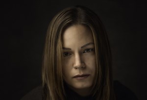 My NEW Frequency Separation Action (How to Use) — Glyn Dewis