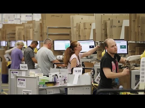 Amazon Gives Out $3,000 Signing Bonuses, Existing Workers Get $10 Coupons