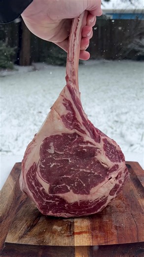 Tomahawk Tuesday 🥩. Part 24. One cold cut 🥶. Rate that crust 🤔? #tomahawktuesday #incrustwetrust #meaty #steaklovers #bacusbbq