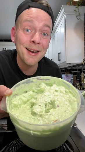 1.1M views · 23K reactions | Who else likes Watergate Salad? For the full video and recipe go to my page | Kitchentool | Facebook