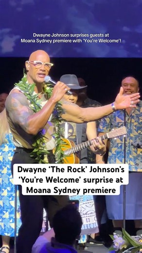 SURPRISE! #TheRock is here! #YoureWelcome #Moana #Maui #DwayneJohnson #Disney #DisneyPrincess #crazy