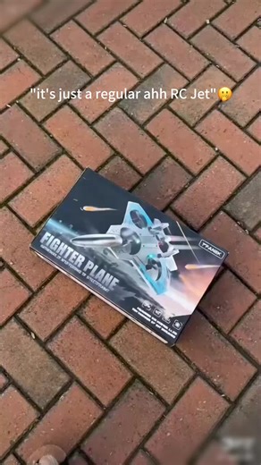 A remote control plane that’s easy to fly and so much fun outside. #rcplane #toyplane #outdoortoy #remotecontrol #fyp