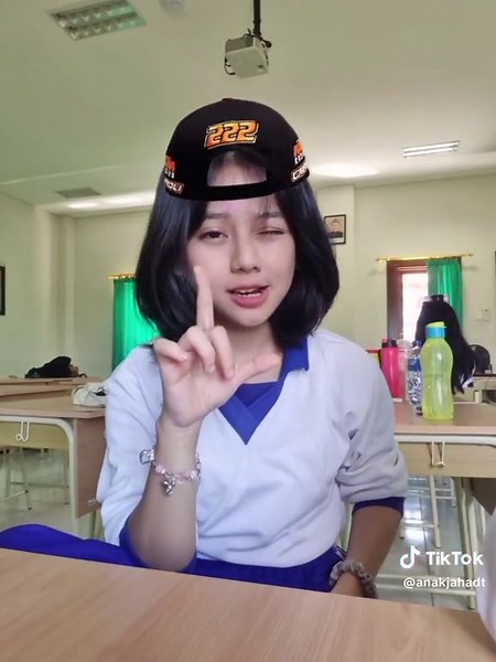 Short Hair vs Long Hair: The Ultimate Comparison | Trendy Hairstyles 2021