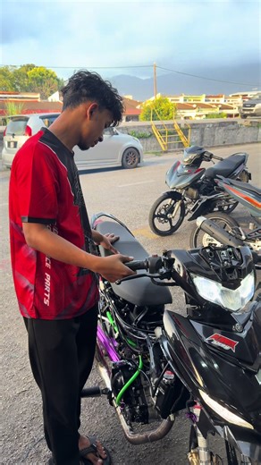 SIAP DAHH JENTERA MALAM RAYA HAND MADE BY @Kiee 74 JET 8 HEAD BY REDLEO ESR BLOCK BY NLK PERFORMANCE CAM POWER BY ALM PERFORMANCE TUNER BY @Jun Kit #almperformance #waimotorsports💨 @WAIMOTOR ALM PERFORMANCE @waimotor_alm_racing