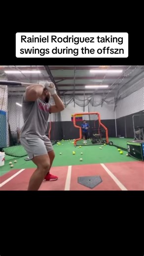 Rainiel Rodriguez hitting BP - ST Louis Cardinals #milb #minorleaguebaseball #mlb #rainielrodriguez #stlouiscardinals