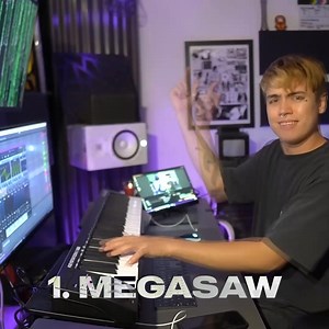 211K views · 548 reactions | Create Jaw-Dropping House Bangers Instantly with 8GB+ of MOONBOY’s Best Sounds  Instant Access to 2000+ High-Quality Sounds  100% Royalty-Free, You own all rights!  Serum Presets, Bass Loops, Drums, & more!  For Bass-House, Tech-House, G-House, Melodic+  Influenced by Chris Lake, Dom Dolla, John Summit, Fisher, James Hype, Mau P | MOONBOY | Facebook