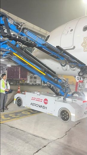 Robotic wash of aircraft #aerowash #machinecleaning #aviation.