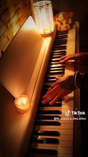 Piano Cover: Titanic Melodies for Relaxation and Meditation
