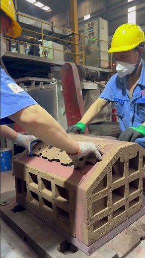 Cast #v6 engine block #engineblock #youtubeshorts #casting