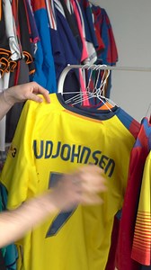 3.2K views · 42 reactions | PROMO de la semaine !! -10% sur toute notre collection du FC Barcelone avec le code BARCA10 螺 La promotion s'arrête dimanche à minuit ⏱️ | Vintage Football Area | Facebook