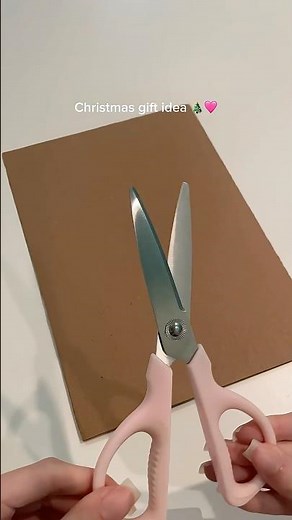 Hello Kitty advent calendar 🩷 #diy #christmas #tutorial #hellokitty #manualidades #fy #craft #idea