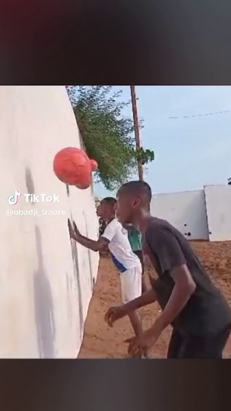 Football Féminin : Techniques et Exercices