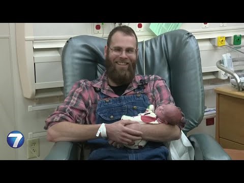 Father's NICU story comes full circle with his own premature twins | WHIO-TV