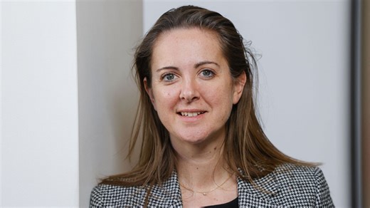 Charline Vanhoenacker, éloge de la résistance humoristique : 'Tant que je peux emmerder ceux qui nous emmerdent, je reste' - RTBF Actus
