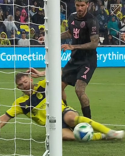 372K views · 5.1K reactions | Josh Bauer, the man of the hour. ⌚️ Ending the half in style for Nashville against Miami! // Audi USA MLS Cup Playoffs | Major League Soccer (MLS) | Facebook