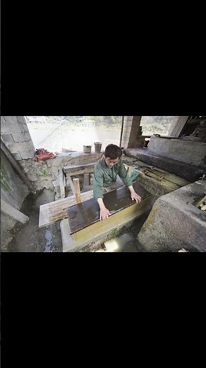 Traditional Chinese Papermaking: An Ancient Art of the Han Dynasty 📜