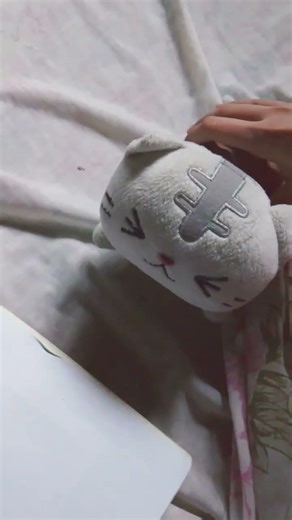 me be like when i have homework and friend doesn't have homework