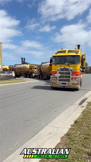 187K views · 4.6K reactions | Qube Kalari Kenworth K200 BAB Quad dry bulk tanker road train turning out of the Symons Clark yard at Gillman, after delivering some copper sheets. #truck #kenworth #roadtrain | Australian Truck Action | Facebook
