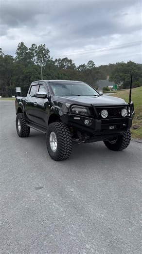 Dirty Life Roadkill - Maxxis Razr MT772 | Nissan Navara NP300 Modified