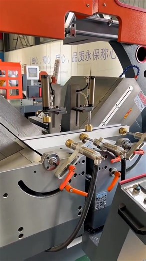 CNC precision double-head saw for cutting ultra-short materials