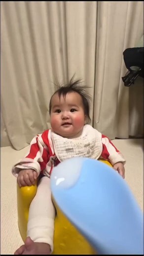 わーちゃん一家 on Instagram: "人生米一口目。初めての離乳食はわっくんと一緒に作ってみました！もう離乳食、子どもの成長は早いです。 @canvajapan #わーちゃん #育児日記 #キャンバ #Canva #PR"