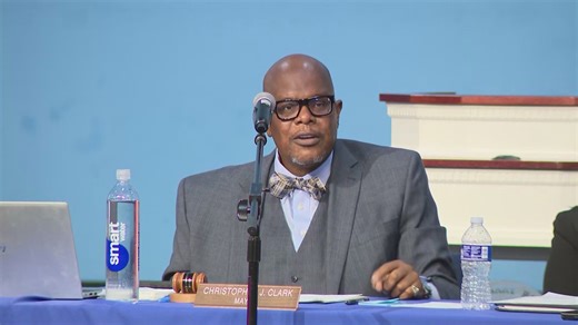 Christopher Clark, mayor of Harvey, Illinois, dies