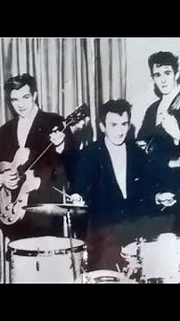 Gary Edwards Combo - Africa