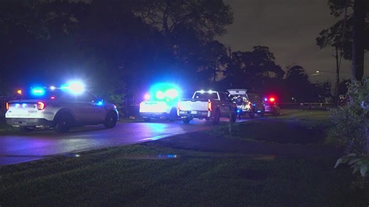 Man fatally shoots wife, injures himself while cleaning gun at Channelview-area home, HCSO says