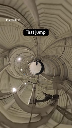 How’s my jump chat. Very scary experience