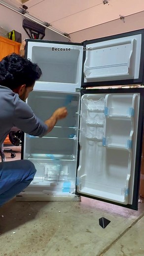 Upstreman 4 Cu Ft Mini Fridge: Perfect for Every Space
